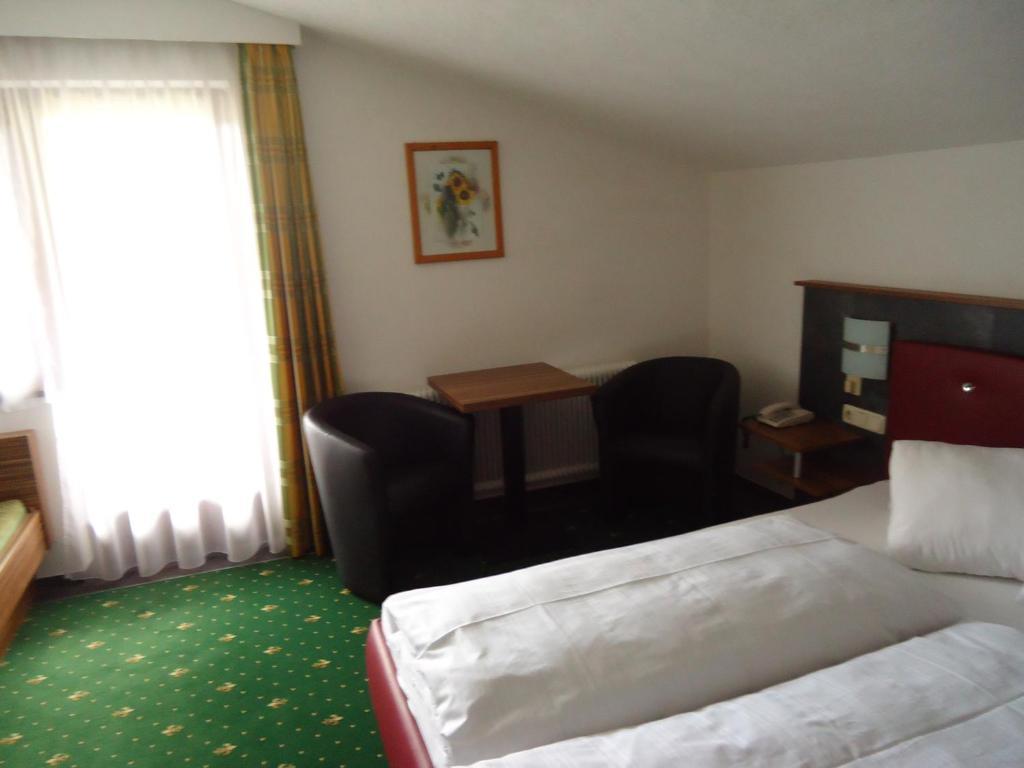 Hotel Dorfgasthof Schloesslstube Stuhlfelden Rom bilde