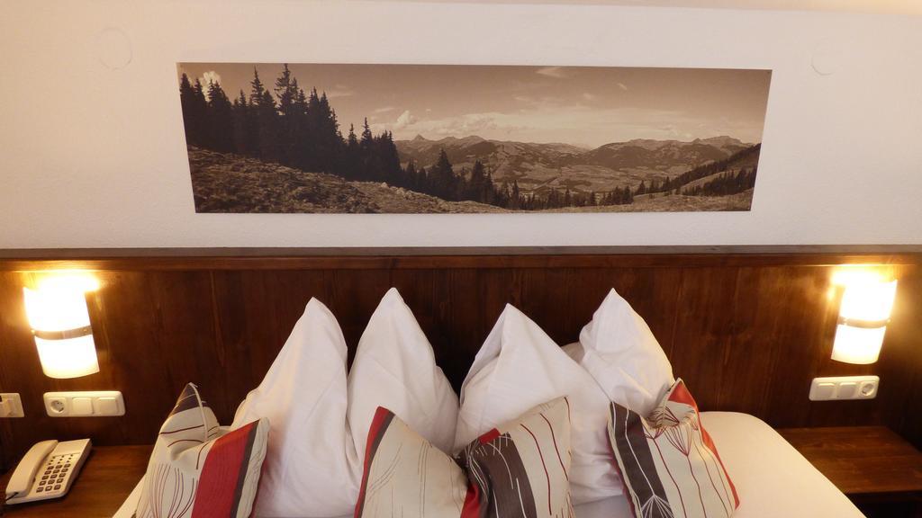 Hotel Dorfgasthof Schloesslstube Stuhlfelden Eksteriør bilde