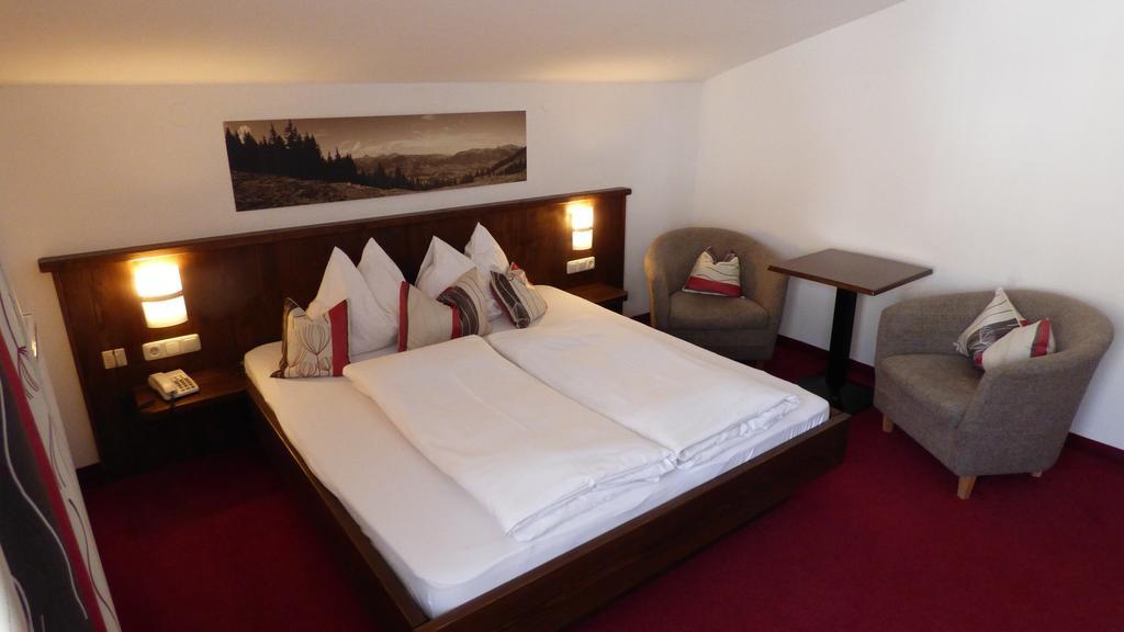 Hotel Dorfgasthof Schloesslstube Stuhlfelden Eksteriør bilde